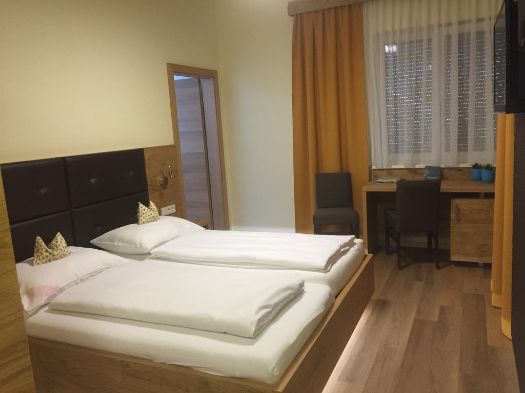 Schnepfenhof Hotell Jois Rum bild