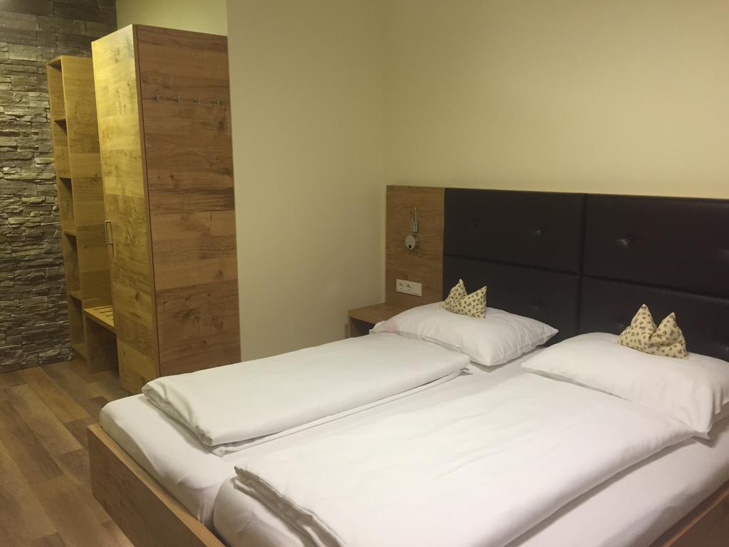 Schnepfenhof Hotell Jois Rum bild
